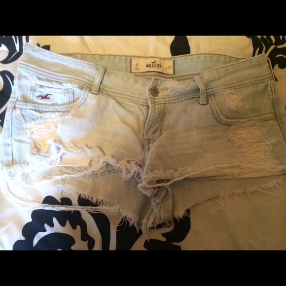 Distressed light wash shorts
