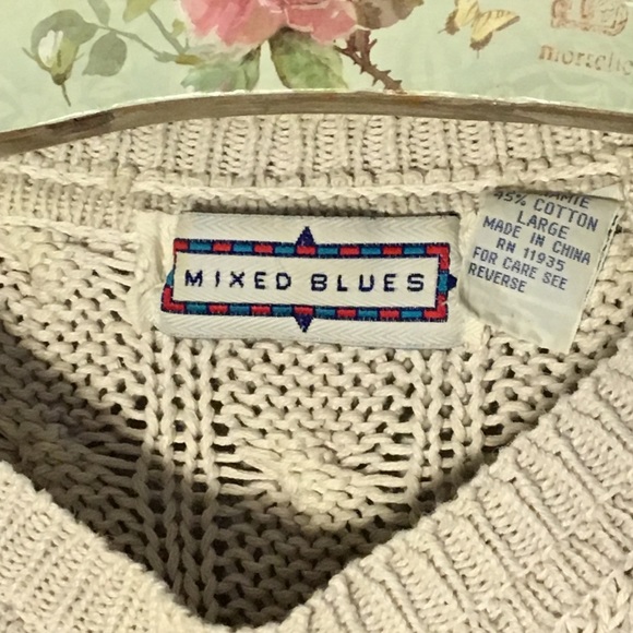 Cream Sweater - Picture 4 of 4