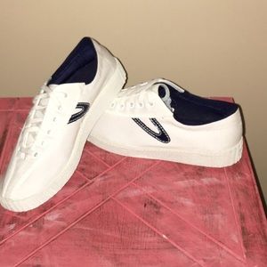 Tretorn -Nylite Canvas Sneakers Size 6 Women's