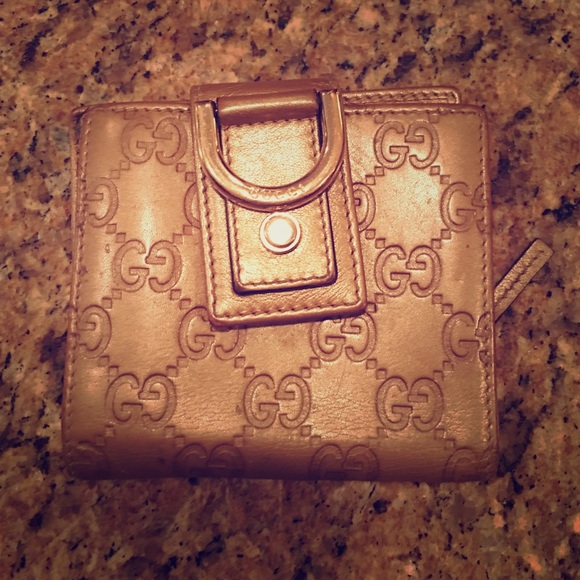 Gucci Handbags - Gucci gold wallet