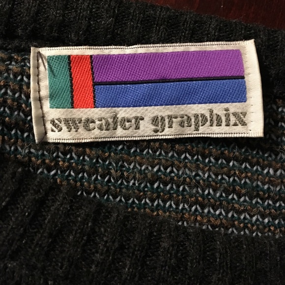 Loose Fit Sweater - Picture 4 of 4