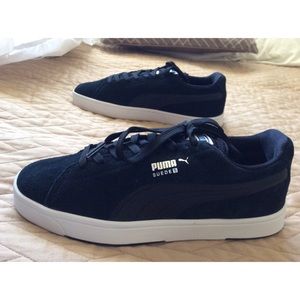 Puma Suede S Laceup Shoe, READ DESCRIPTION