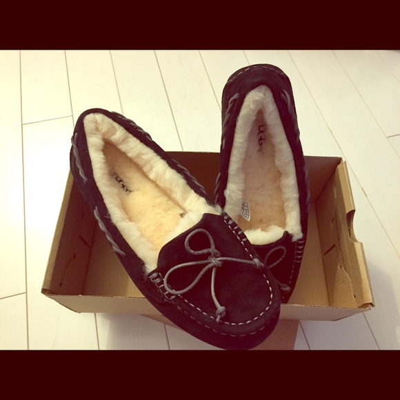 UGG Shoes - Ugg moccasins size 8 new with box