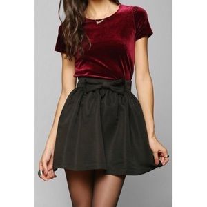 Urban Outfitters / Kimchi Blue Bow Full Skirt
