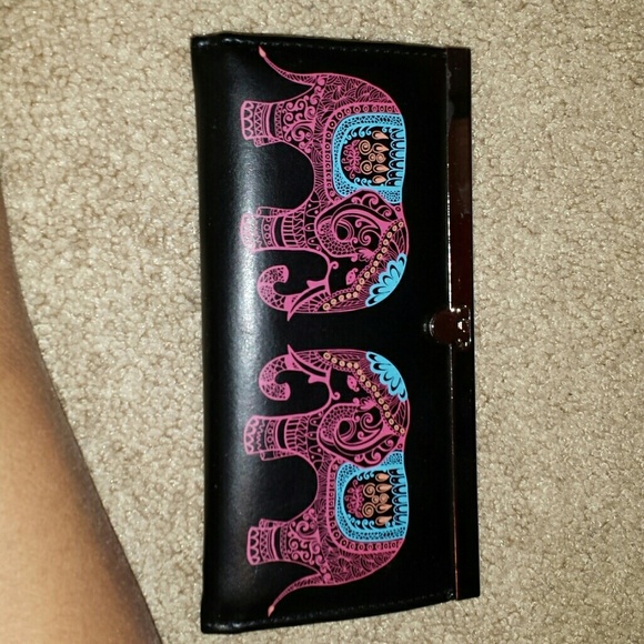 Elephant wallet