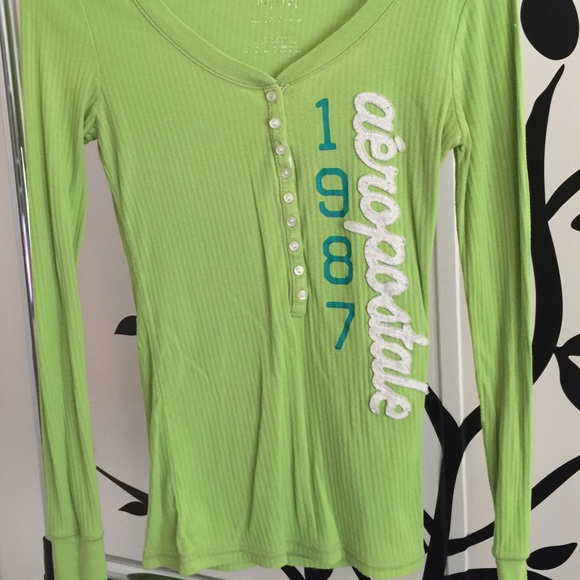 Aeropostale long sleeved shirt - Picture 2 of 3