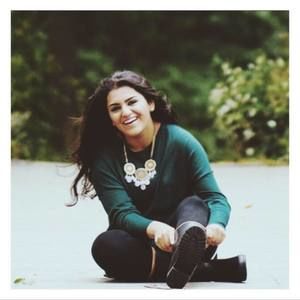 Meet your Posher, Zahra