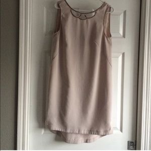 H &M dress size 10 fits like a size 8