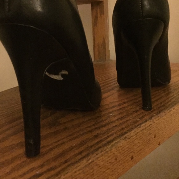 Bcbg Booties - image 4