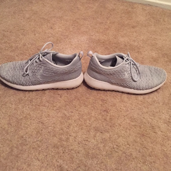 Women's Nike Flyknit Roshe
