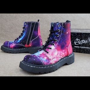 T.U.K galaxy boots