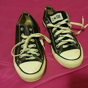 Black converse