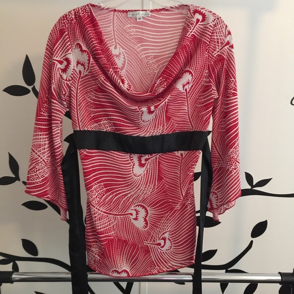 Blouse - Picture 2 of 4