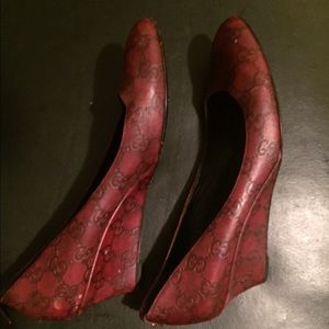 Authentic Gucci wedge