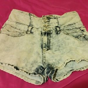 High waisted acid wash jean shorts