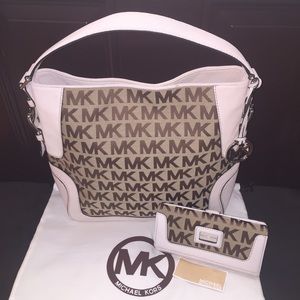 Authentic Michael Kors brookville sets,New