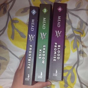Vampire Academy Book set