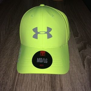 NWT Under Armour Golf Hat