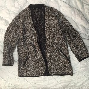 🍀Forever 21 Textured Blazer