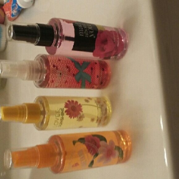 4 brand new sprays