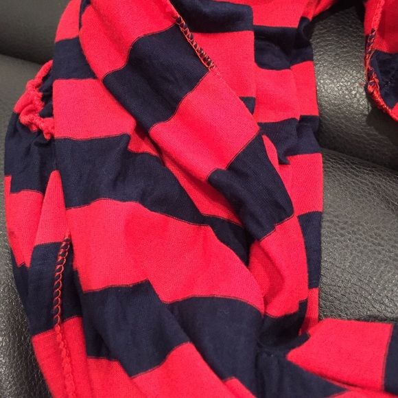 Infinity scarf! - Picture 2 of 5