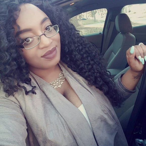 Meet your Posher, Crystal