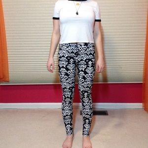 Black and white, printed leggings