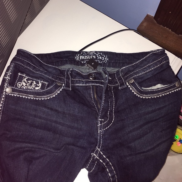 Jeans - Picture 2 of 4