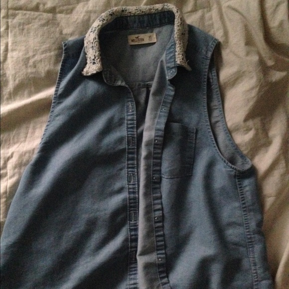 Hollister Denim button up tank with lace collar