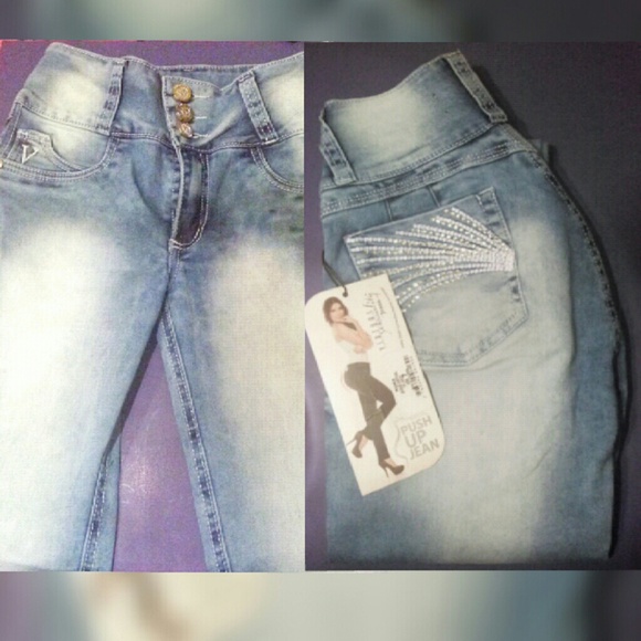 Colombian push up jean