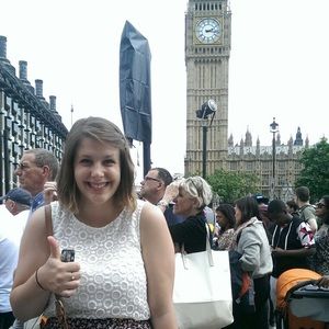 Meet your Posher, Lauren