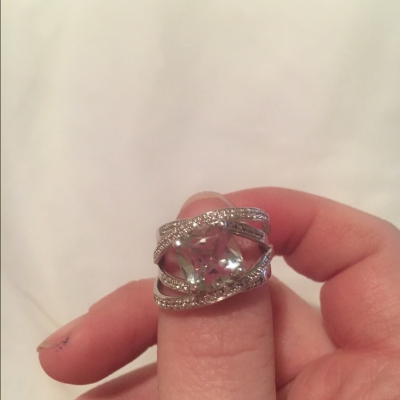 Quartz ring - Picture 1 of 4