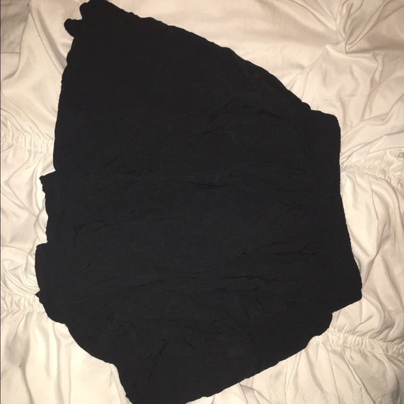 Black Brandy Melville skirt
