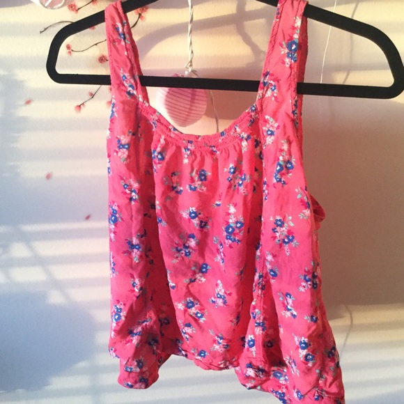 Pink Floral Tanktop - Picture 2 of 4