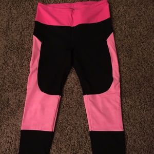 VS Sport leggings size medium.