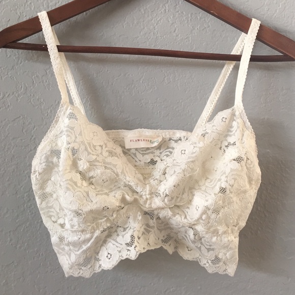 FLAWLESS ivory lace bralette