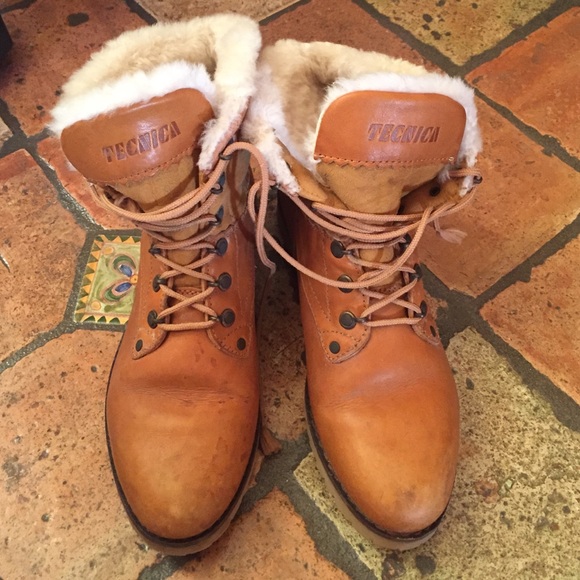 Italian fur lined boots 9.5 (Eu 40) Tecnica camel