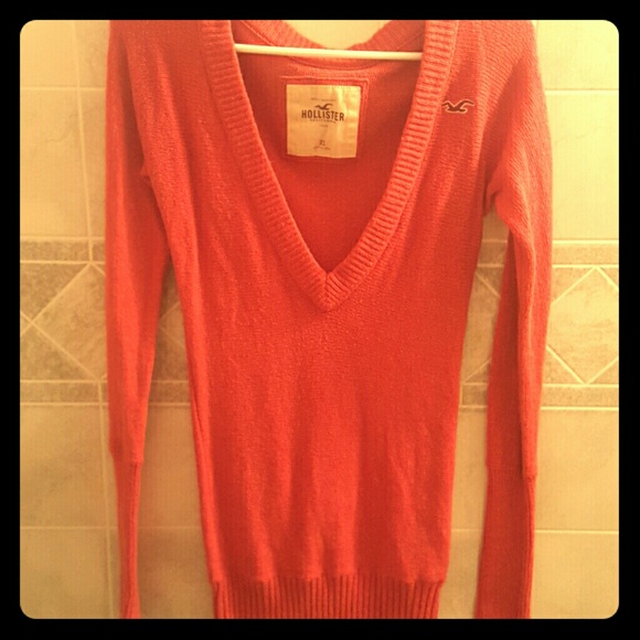 Orange sweater for autumn - Picture 1 of 1