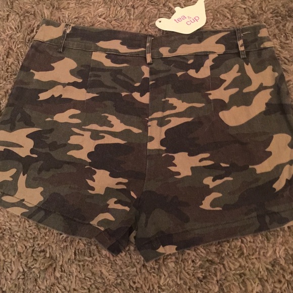Tea and Cup military print shorts - Picture 4 of 4
