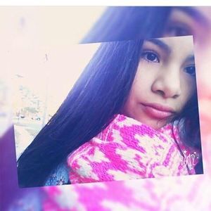 Meet your Posher, Carla