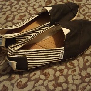 Toms size 7.5