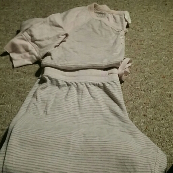 ****Pajamas**** - Picture 2 of 2
