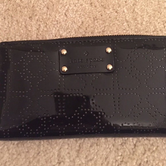 KATE SPADE WALLET NWT
