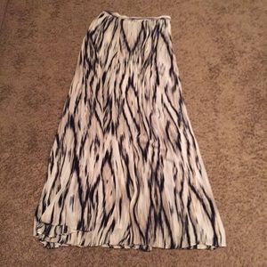 maxi skirt