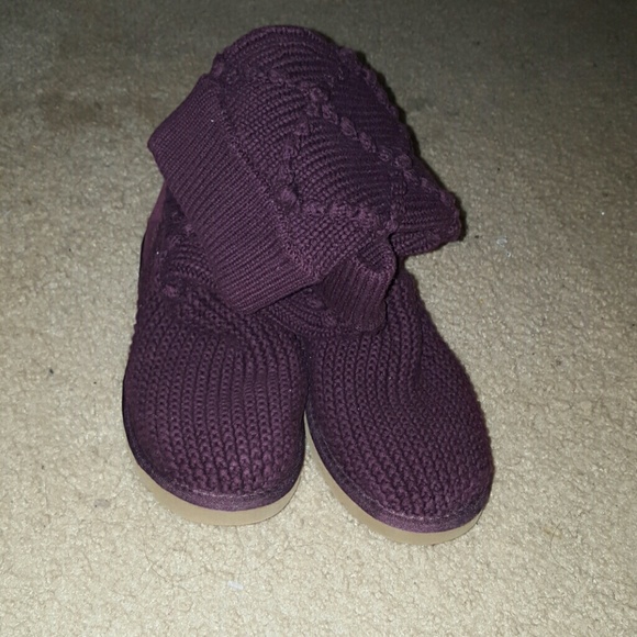 UGGS
