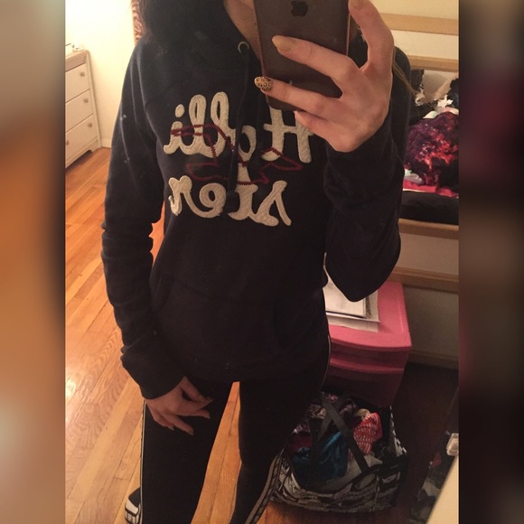 Hollister sweater