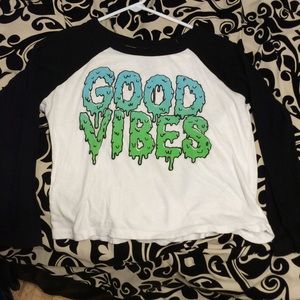 "Good vibes" crop top