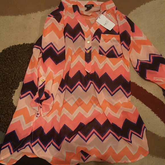 Rue 21 sheer tunic top