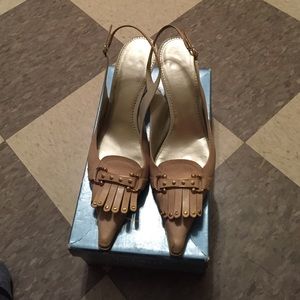 Nine West sling back shoe