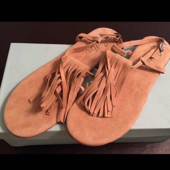 BUTTER Arlo Fringe Sandals - Picture 3 of 4
